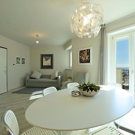 Luxury Apartament Con Garage Vista Mare Alassio Per 6 Persone Exteriör bild