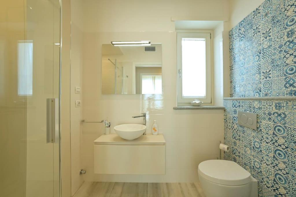 Luxury Apartament Con Garage Vista Mare Alassio Per 6 Persone Exteriör bild
