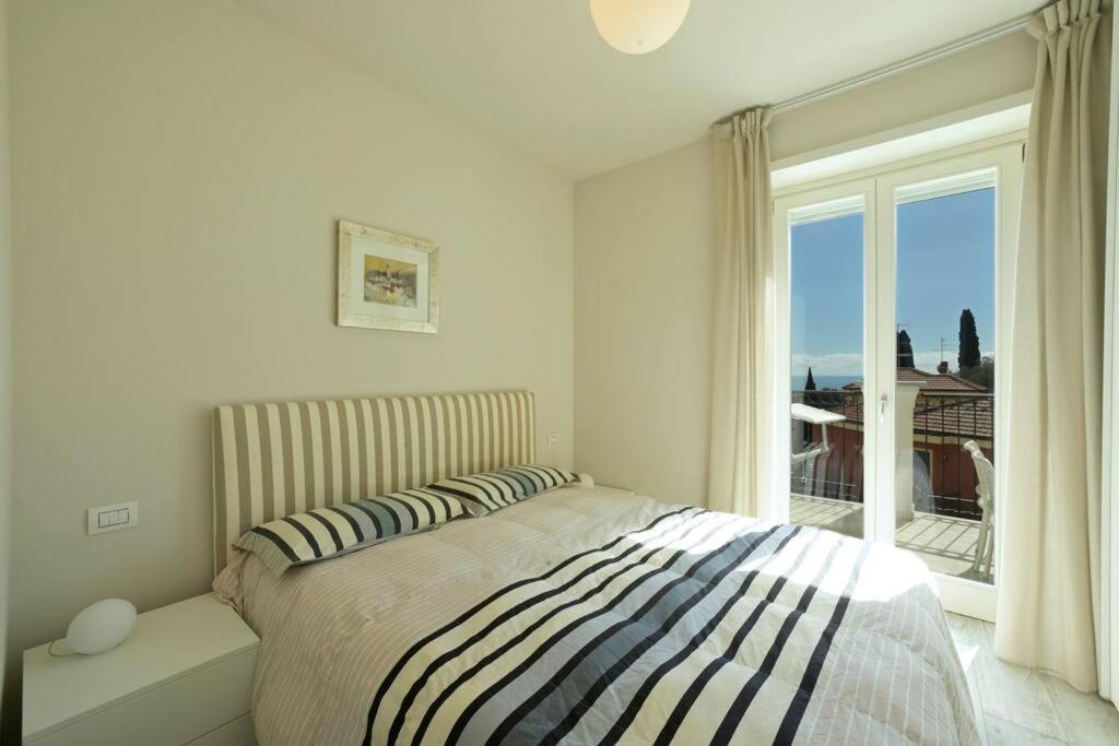 Luxury Apartament Con Garage Vista Mare Alassio Per 6 Persone Exteriör bild